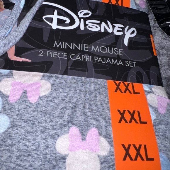 NWT DISNEY Character Womens 2-piece Pajamas & Loungewear Set XXL Gray - Picture 4 of 8